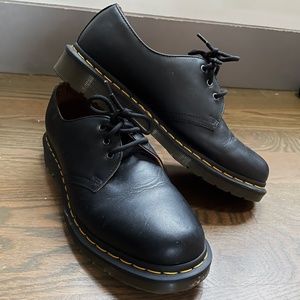 Dr. Martens 1461 Black Smooth Oxford Shoes | Women’s Size 10/Men’s 9